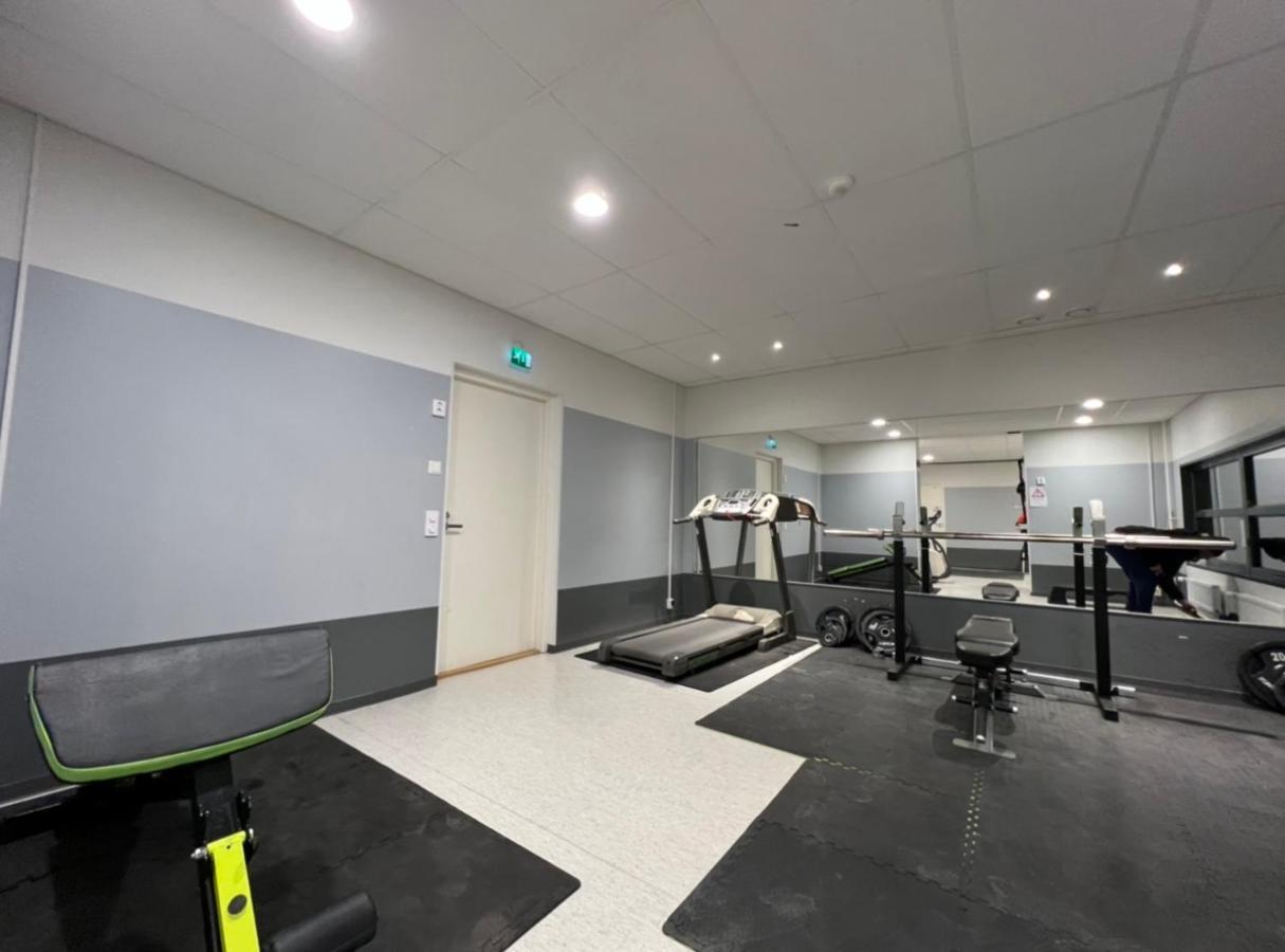 Suite - King Size Bed - Gym&Wifi - Indoor Parking Рованиеми Екстериор снимка